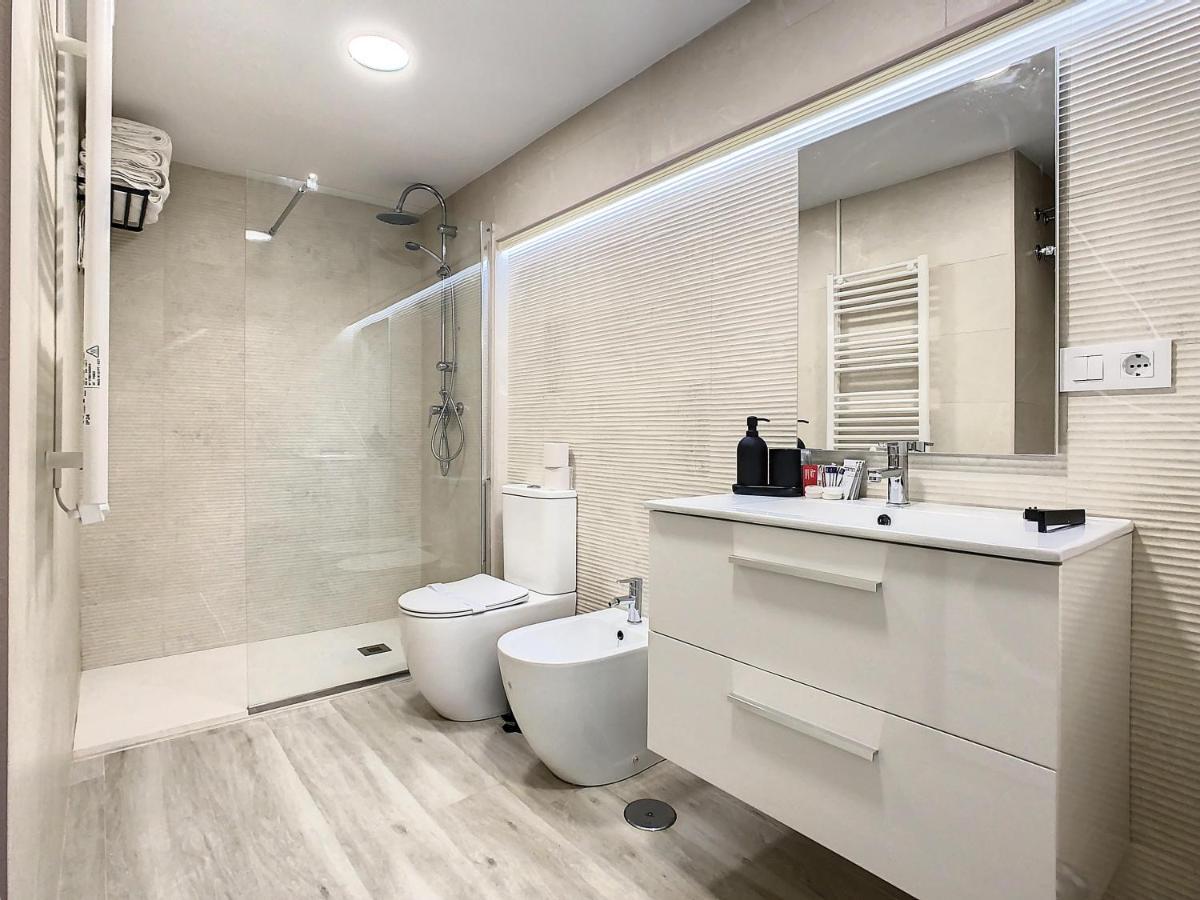 Apartcity Triana Sevilla Exteriér fotografie