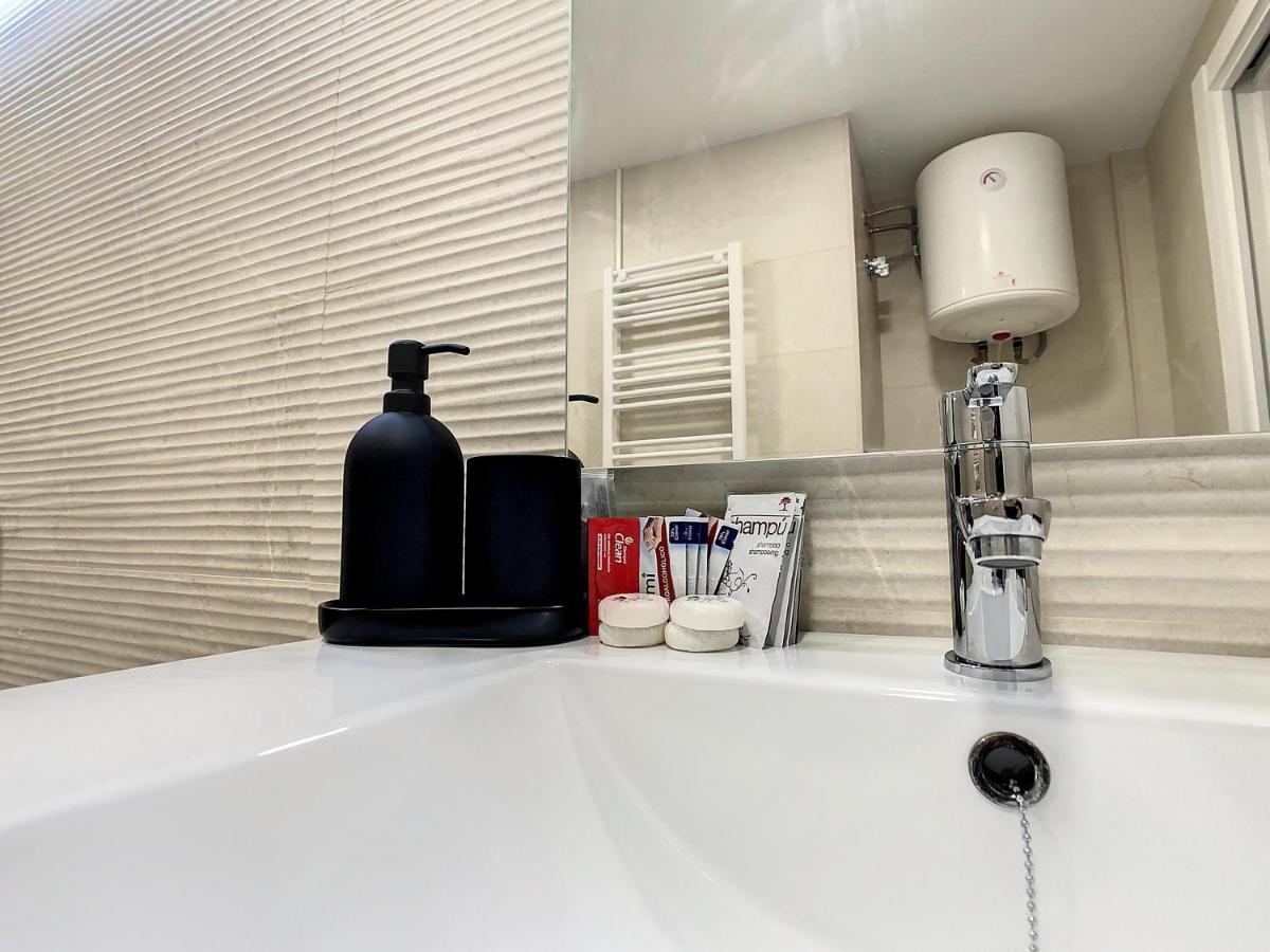 Apartcity Triana Sevilla Exteriér fotografie